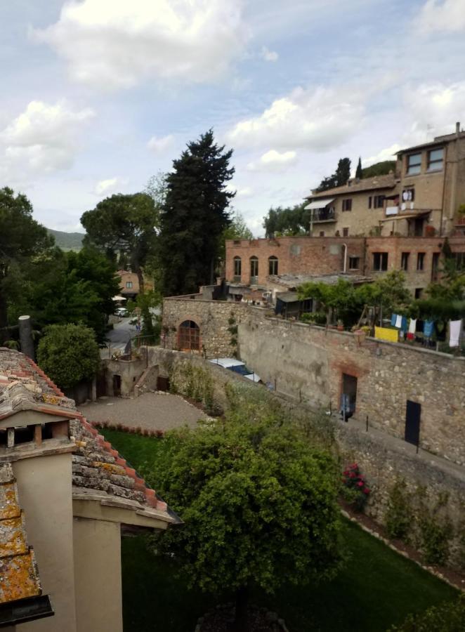 Contemporary Rooms San Gimignano Exterior foto